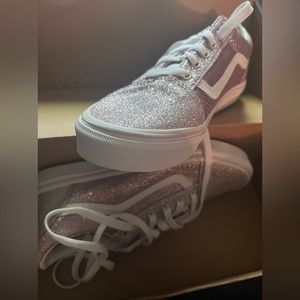 Old skool glittery pink n white vans